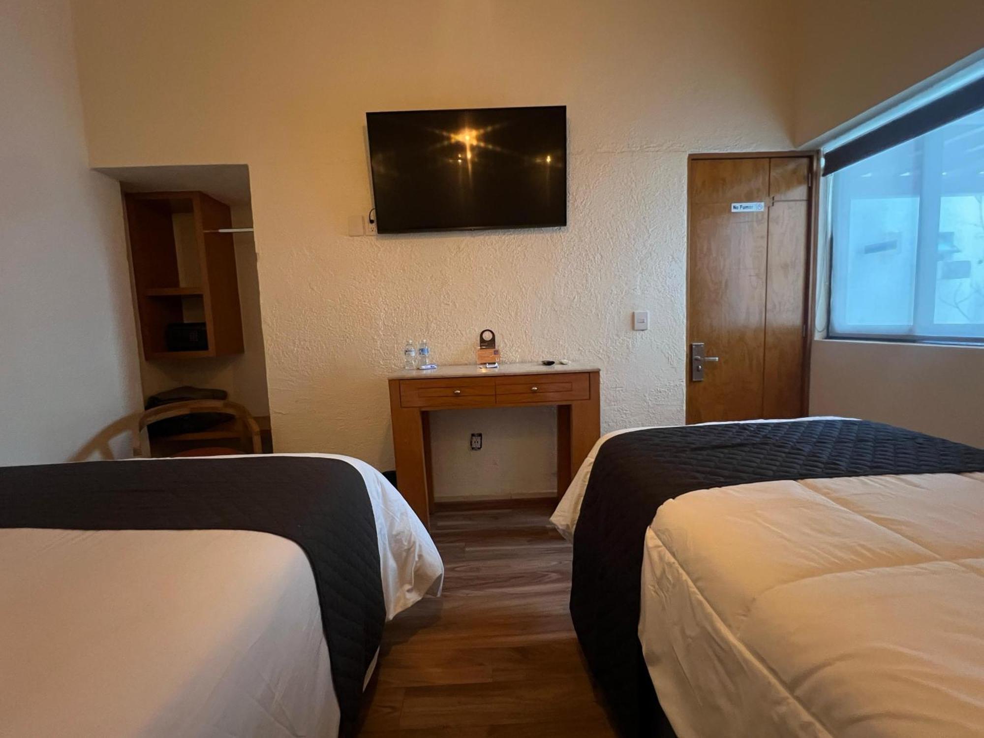 Hotel Consulado غوادالاجارا المظهر الخارجي الصورة